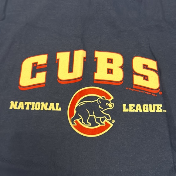 Chicago Cubs Shirt - Picture 5 of 5